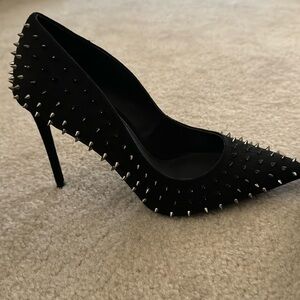Steve Madden Spike Pumps